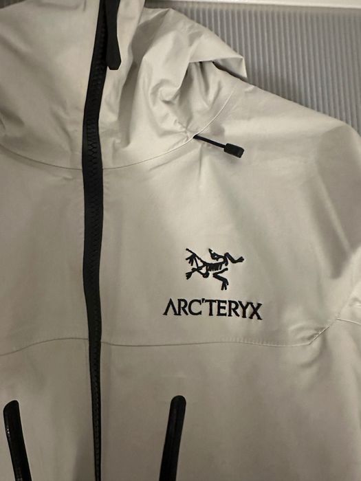kurtka wodoodporna arcteryx alpha sv