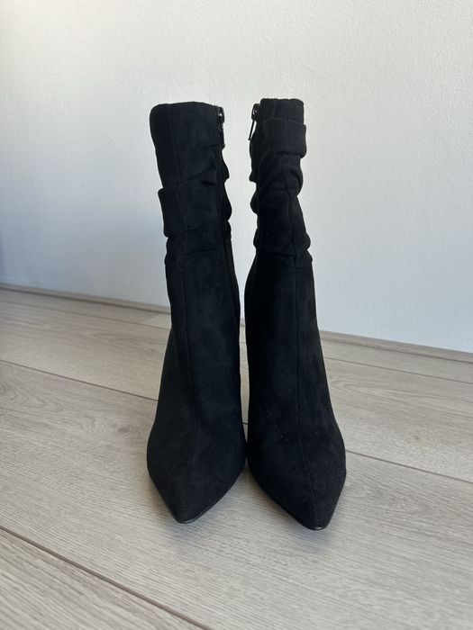 Ботильони замш шпилька