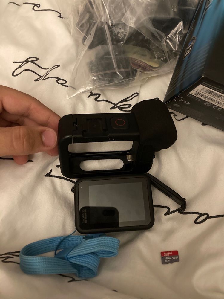 go pro hero 10 com diversos acessorios