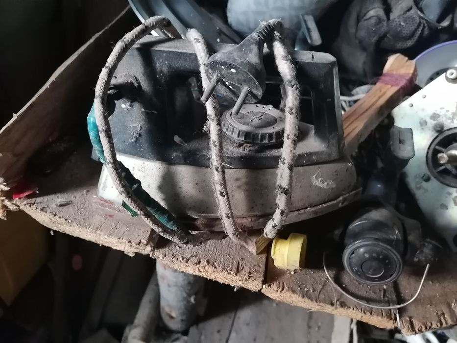 Продам старый утюг