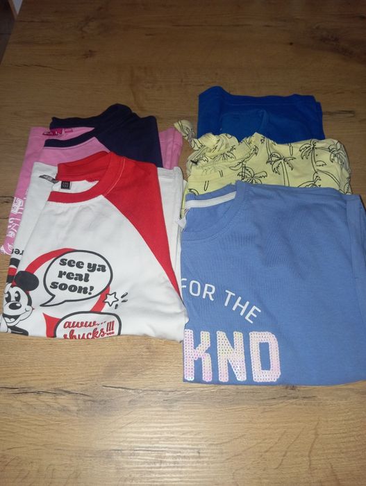 Zestaw koszulek roz 134/140