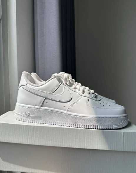 Buty meskie Mokasyny Nike_Air_Force_1_Low_White_R.42