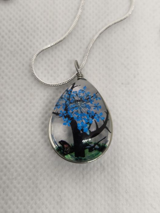 Łańcuszek posrebrzany z wisiorkiem