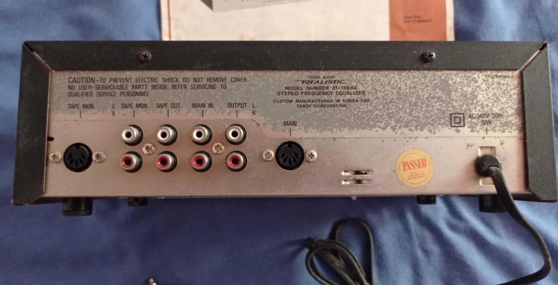 Realistic Five Band Stereo Frequency Equalizer