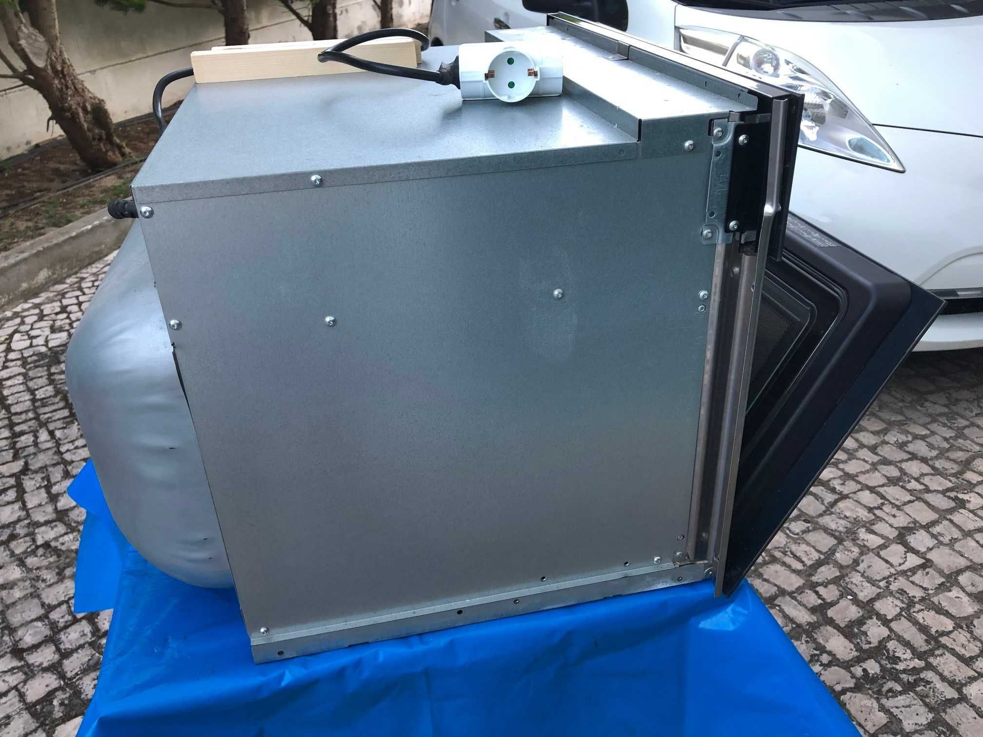 OPORTUNIDADE Forno elétrico com microondas