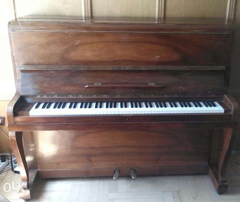 Pianino Calisia używane.