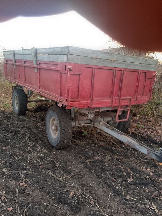 Трактор, причіп, сівалка