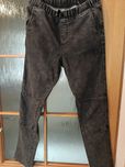 Czarne spodnie jeansowe – rozmiar 170
Czarne spodnie jeansowe – rozmil