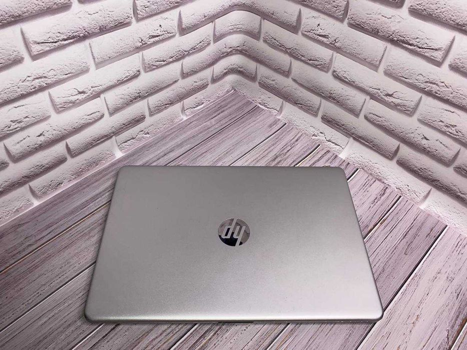 HP 15-ef2126wm | Ryzen 5 5500u | 16GB Ram | 1TB SSD