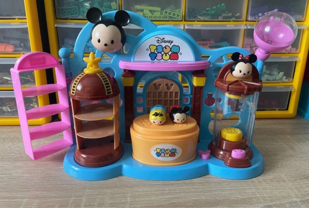 Disney Tsum Tsum Toy Shop i 2 figurki