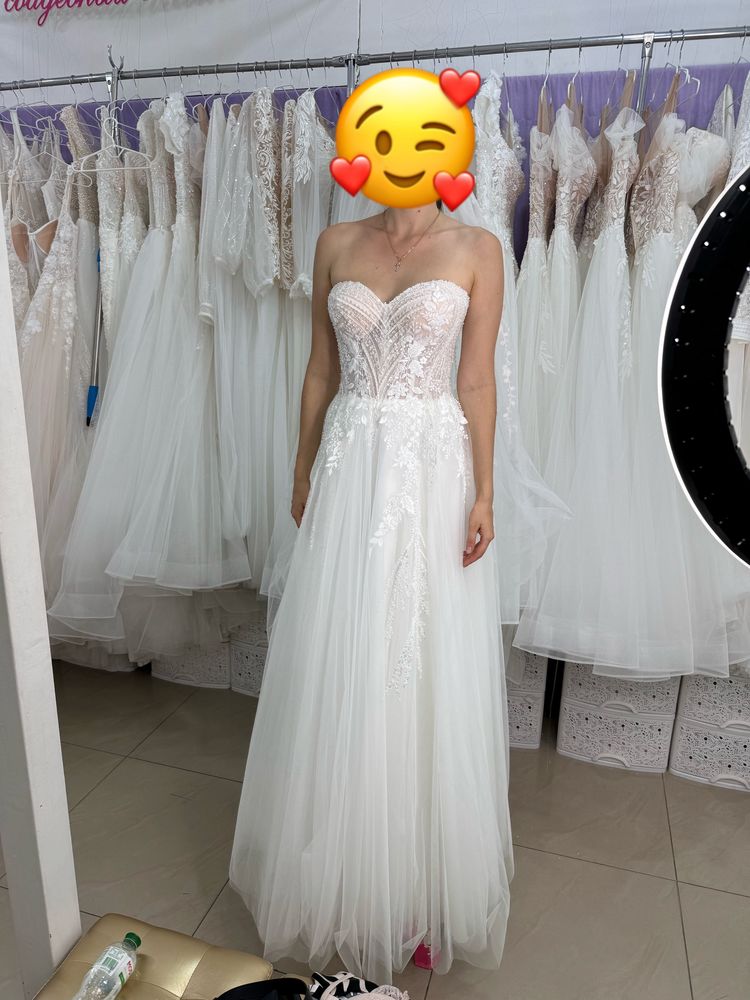 Продам срочно очень красивое свадебное платье!!