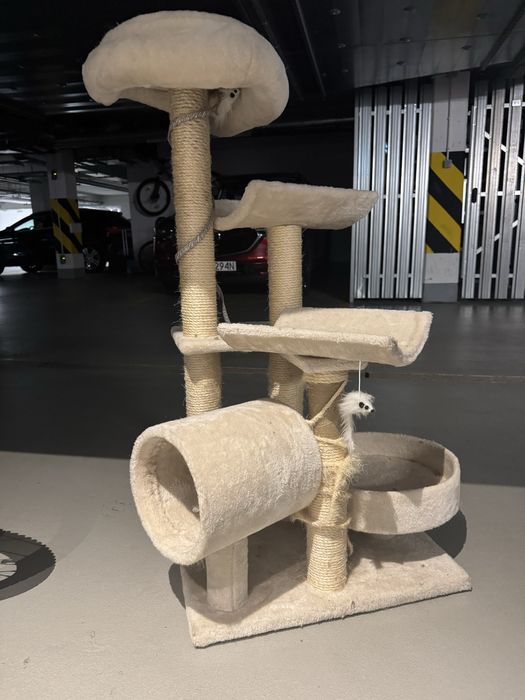 Drapak dla kota bezowy