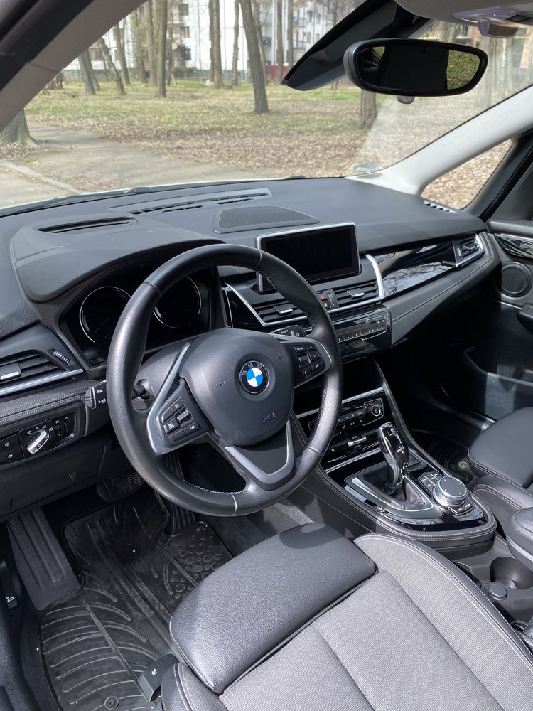 BMW 2 F46 2019 рік, дизель,автомат