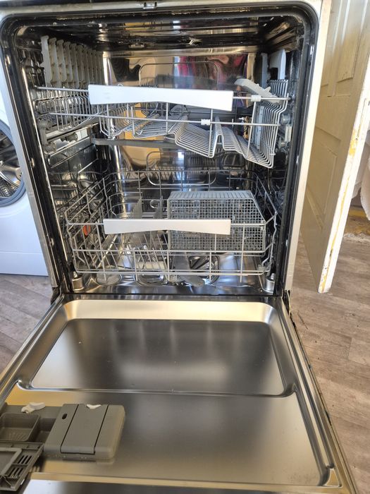 Zmywarka nieużywana, wolnostojąca 60 cm