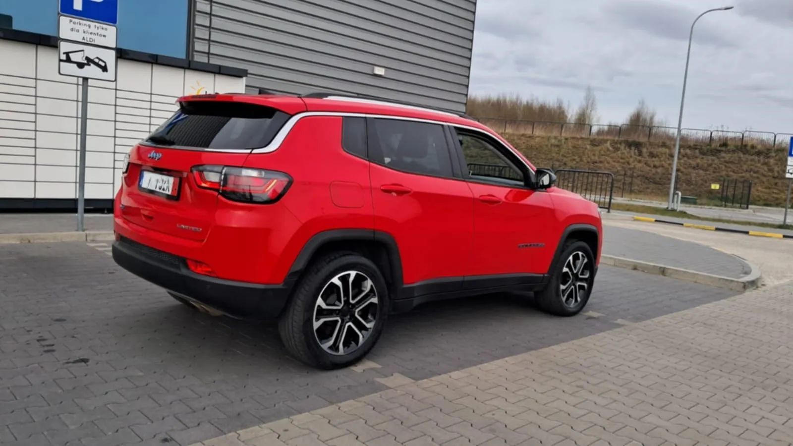 Jeep Compass Jeep Compass 1.3 T4 PHEV 4xe Limited S&S 2021 rok,