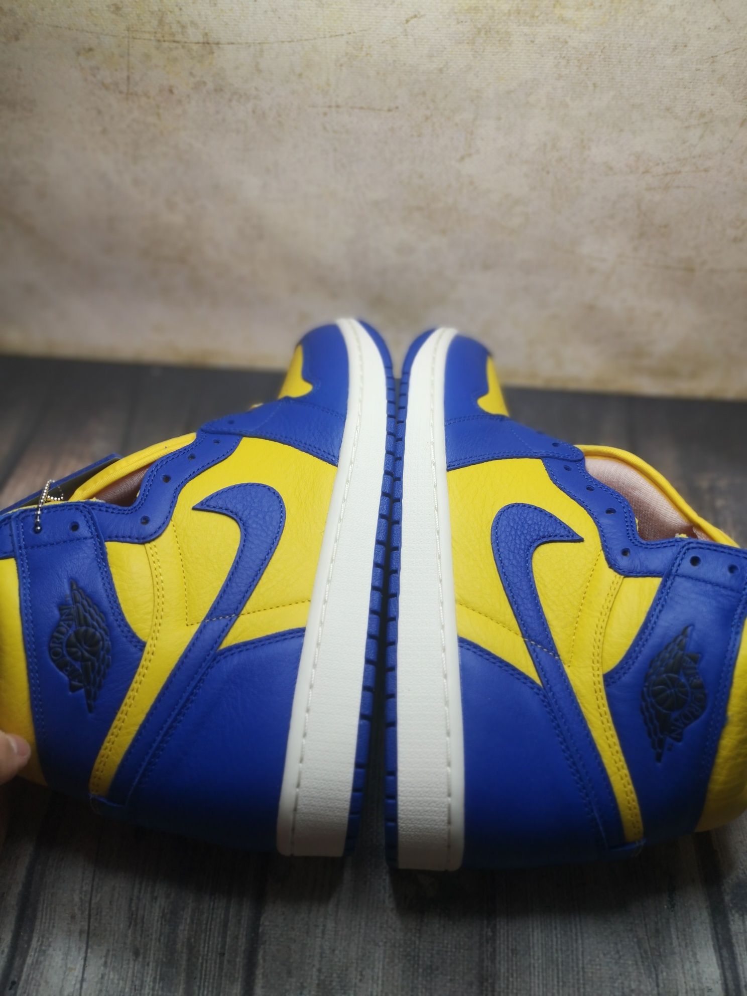 Buty Nike Air Jordan 1 Retro High Og Reverse Laney r43 / force / Dunk