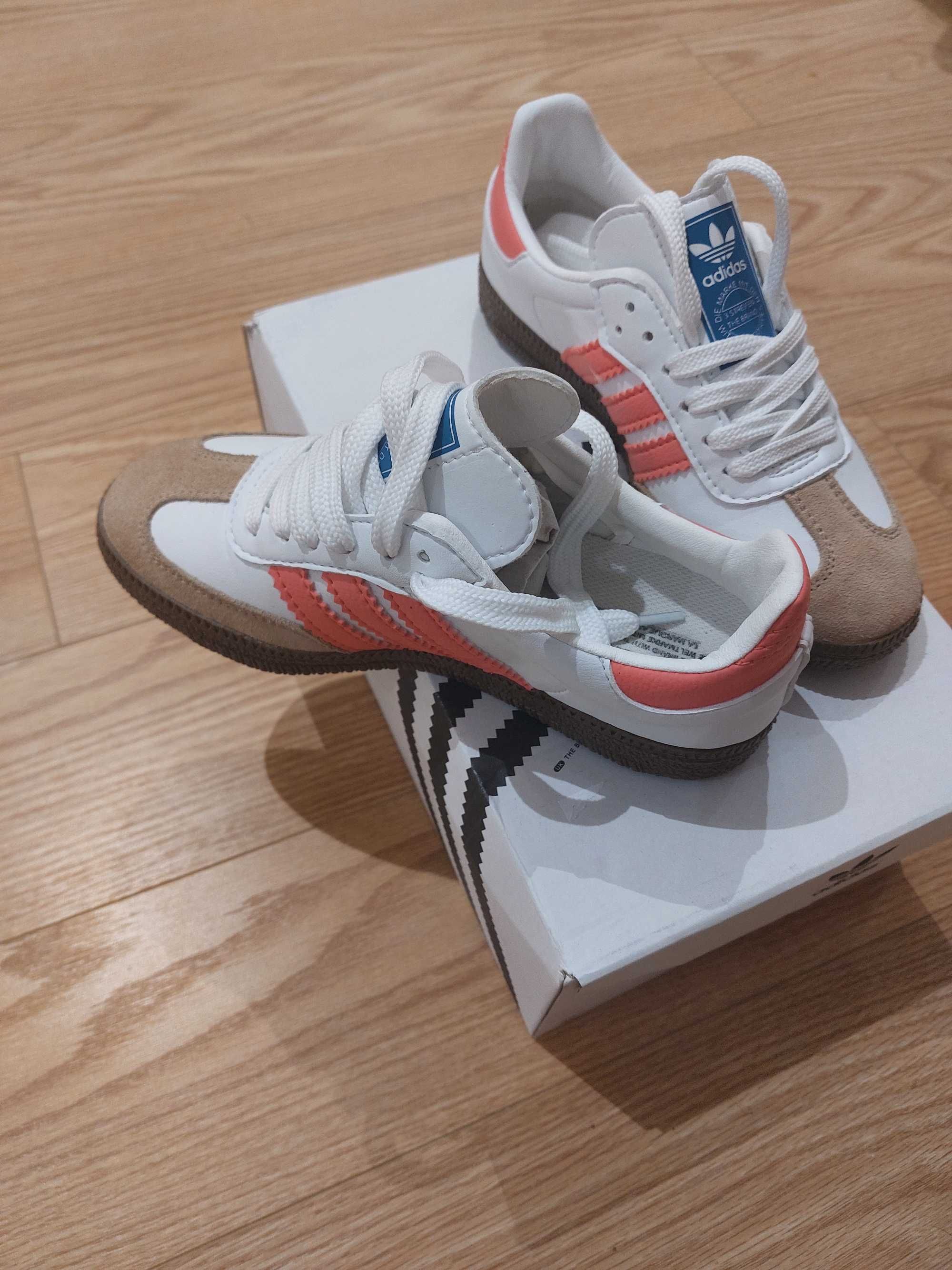 Sapatilha Adidas Samba