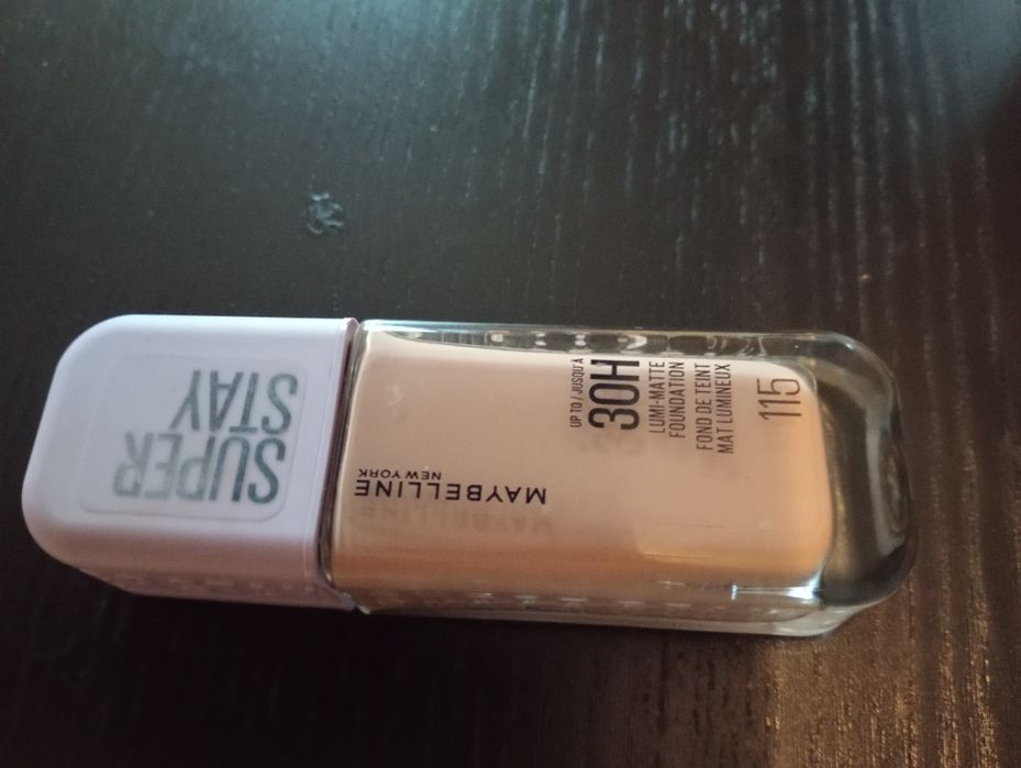 Podkład Maybelline prawie nowy