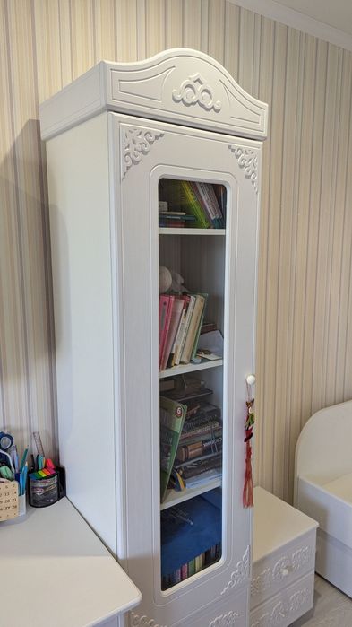 Комплект дитячої/підліткової меблі