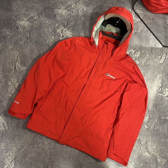 Ветровка Berghaus Gore Tex с подкладом