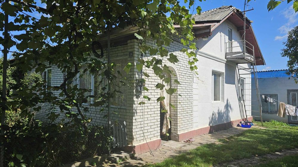 Будинок с. Підзамочок