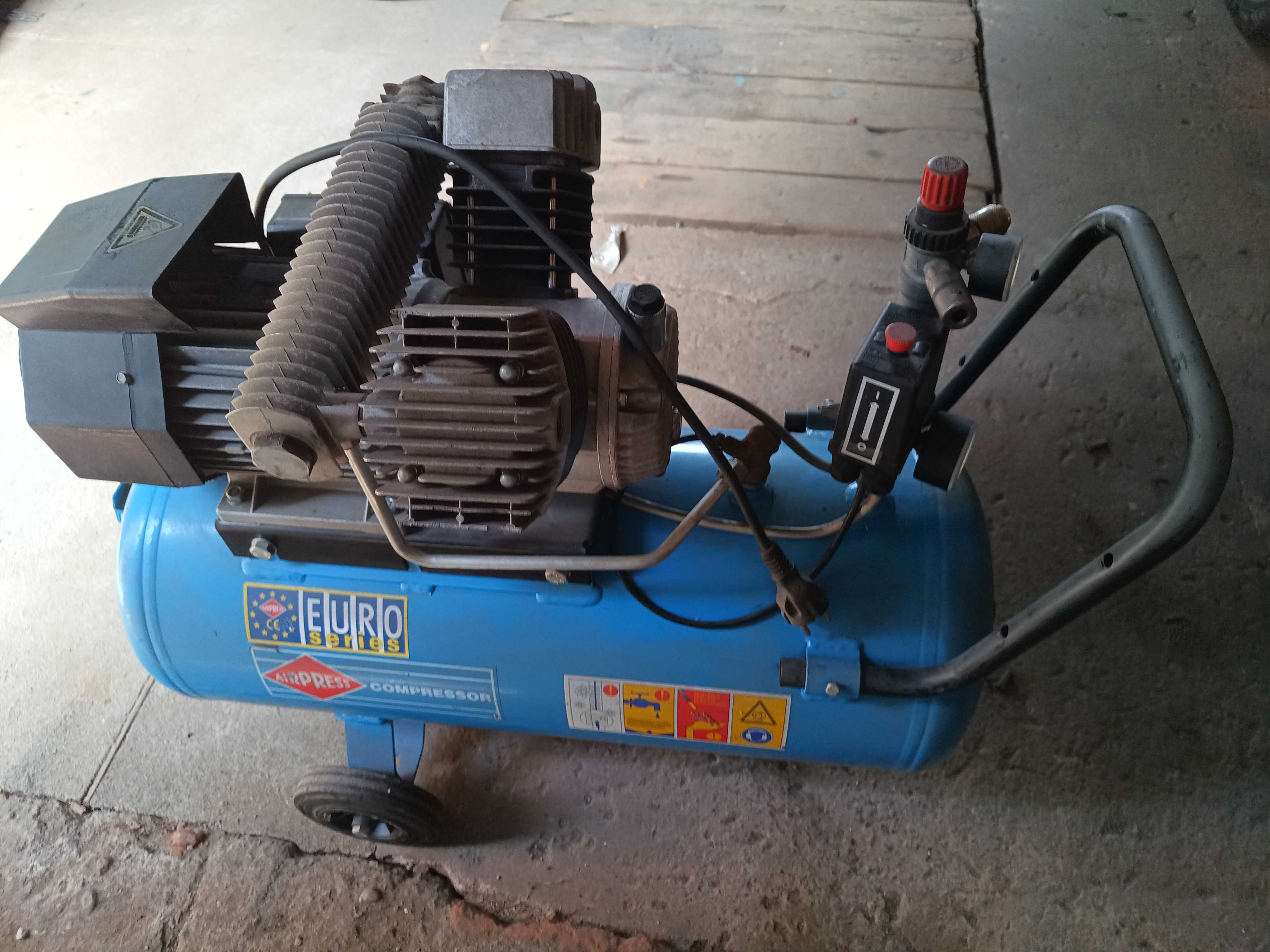 Kompresor AirPress LM50-350 (odbiór osobisty)