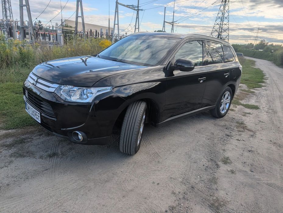 Mitsubishi Outlander Mitsubishi Outlander, 2.0 Benzyna, Manual, 2014 ROK