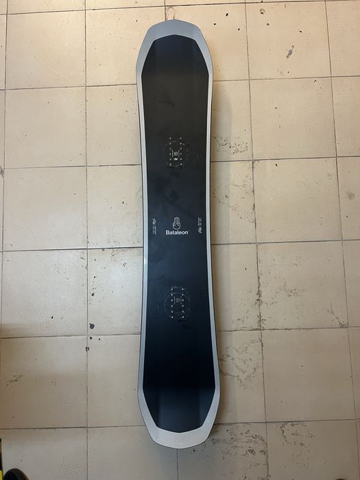 Prancha Snowboard Bataleon Evil Twin+ 157cm