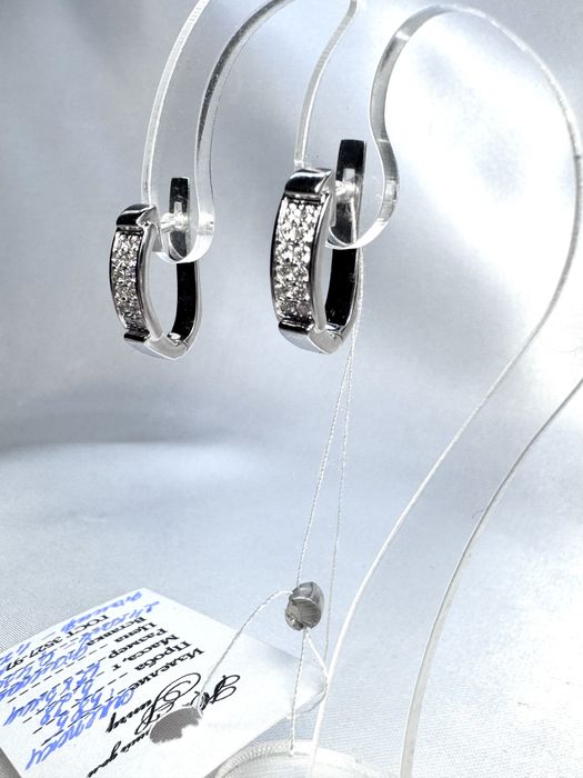 Золоті сережки з діамантами