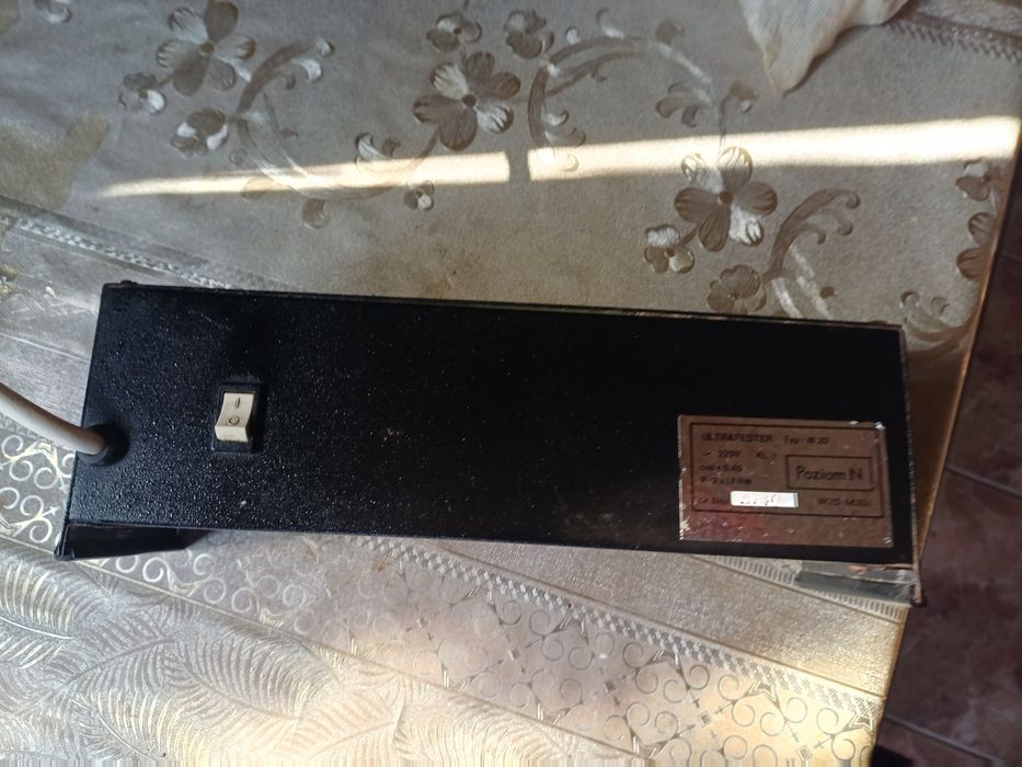 Tester do banknotów