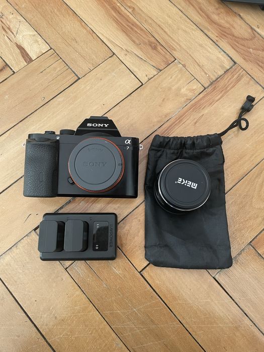 Sony a7 Classic ILCE-7 wraz z manualnym obiektywem 1.7 35mm