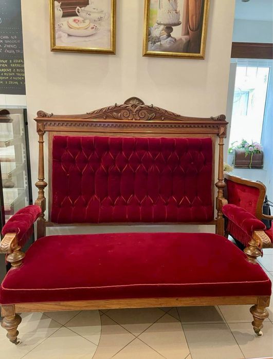 Sliczna antyczna sofa