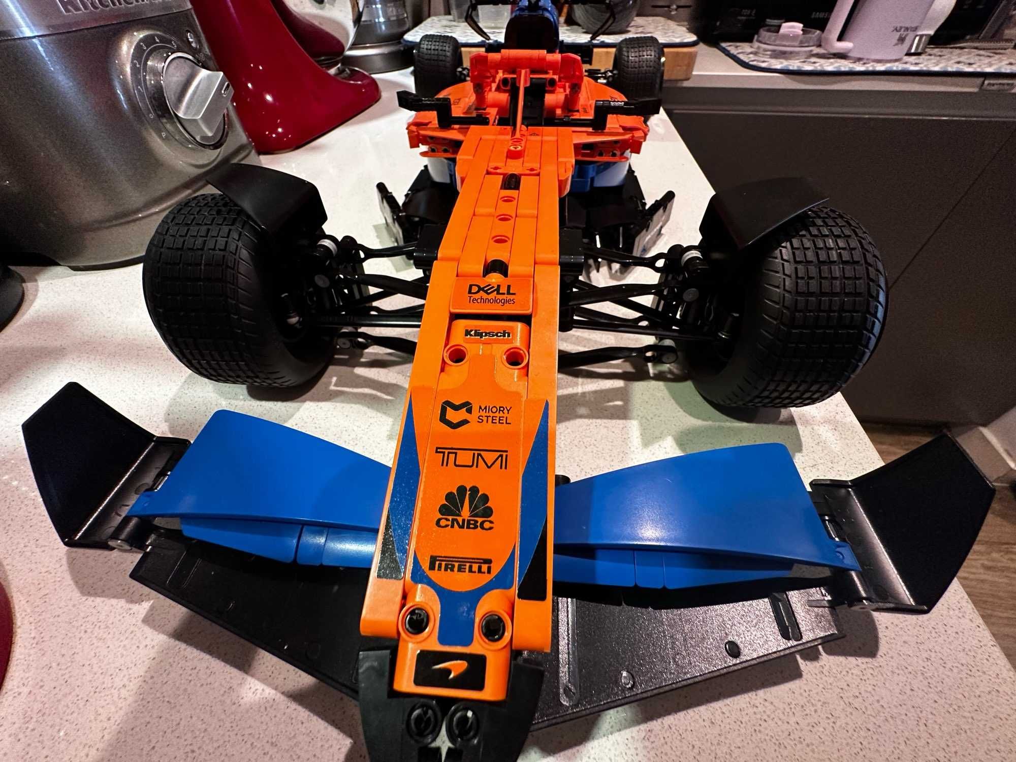 Carro de Corrida McLaren Fórmula 1 lego