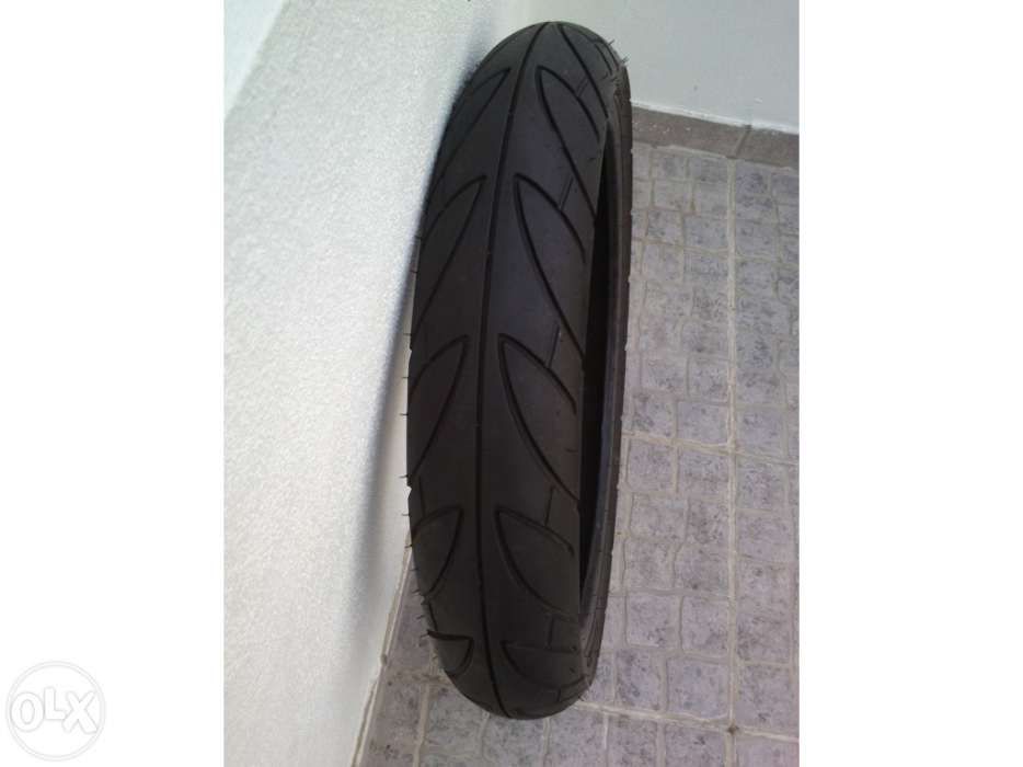 Pneu Supermotard SHINKO SR740 110/70-17 Tubeless (semi-novo)