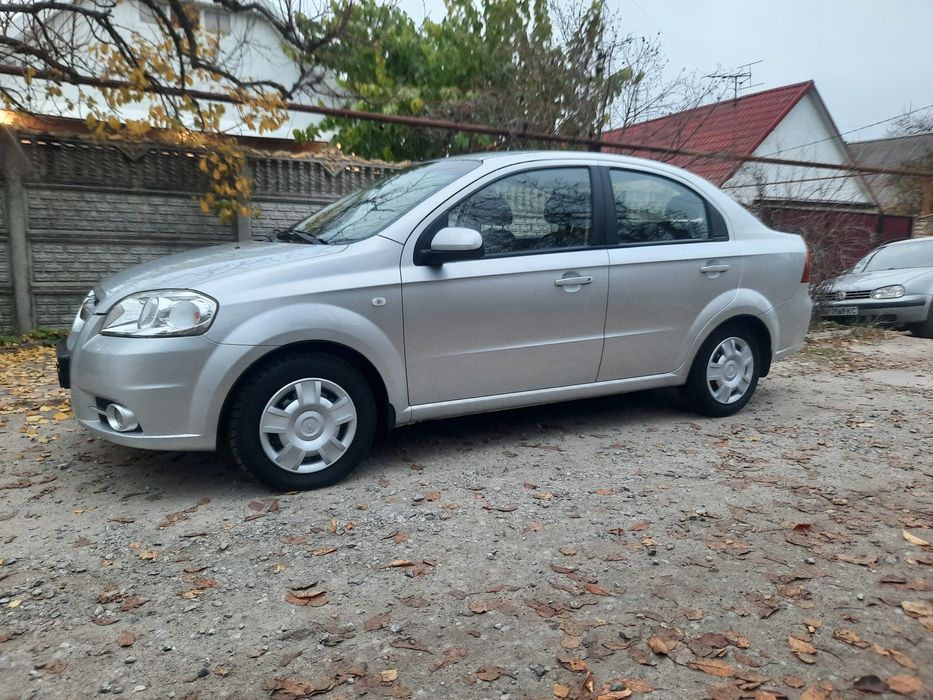 Продам Шевролет авео  2008год
