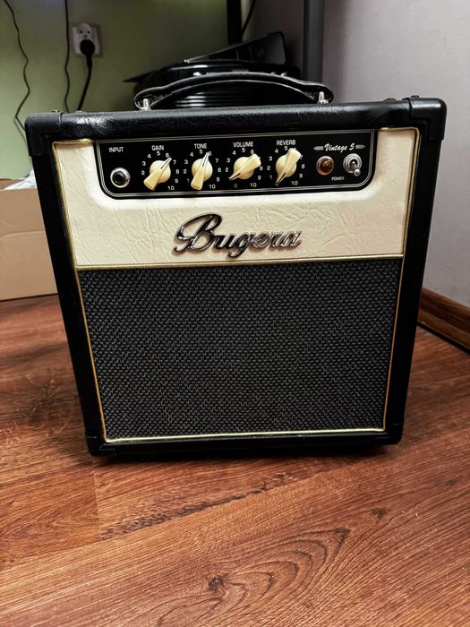 Lampowy wzmacniacz gitarowy Vintage Bugera V5