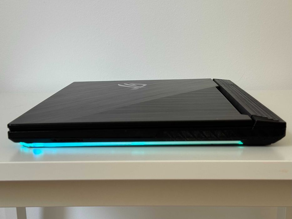 Laptop ASUS ROG Strix G15 G512LI-HN058 Black 2020