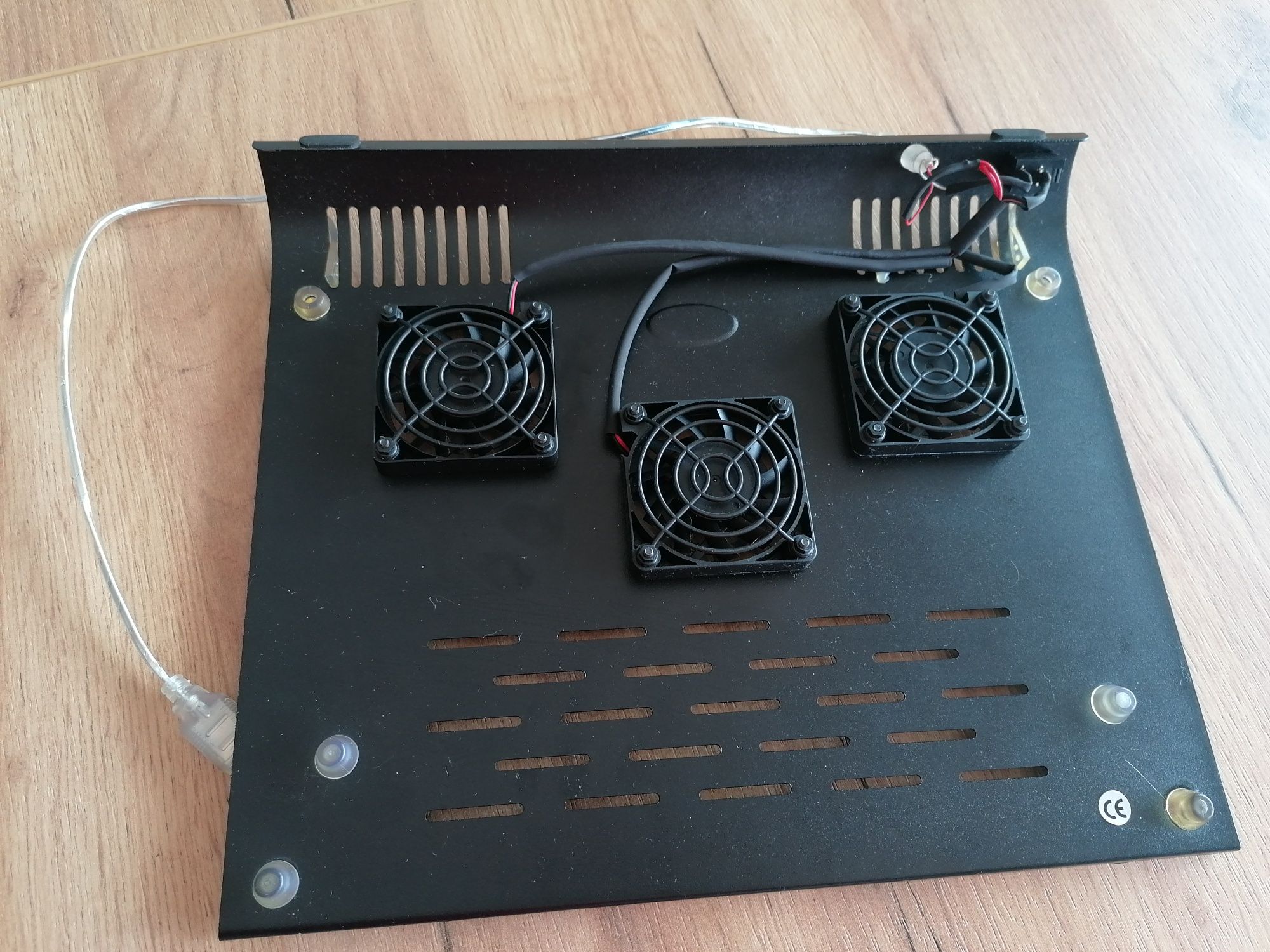 Wentylator pod laptopa
