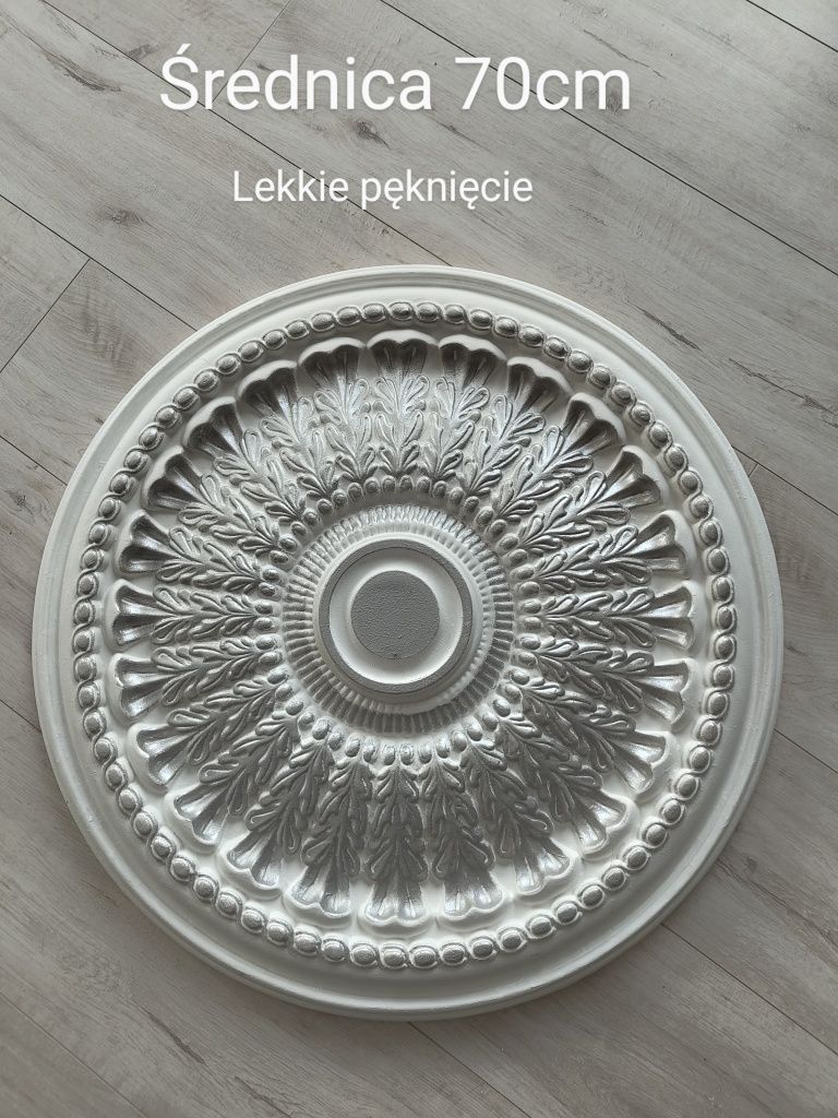 Rozety dekoracyjne