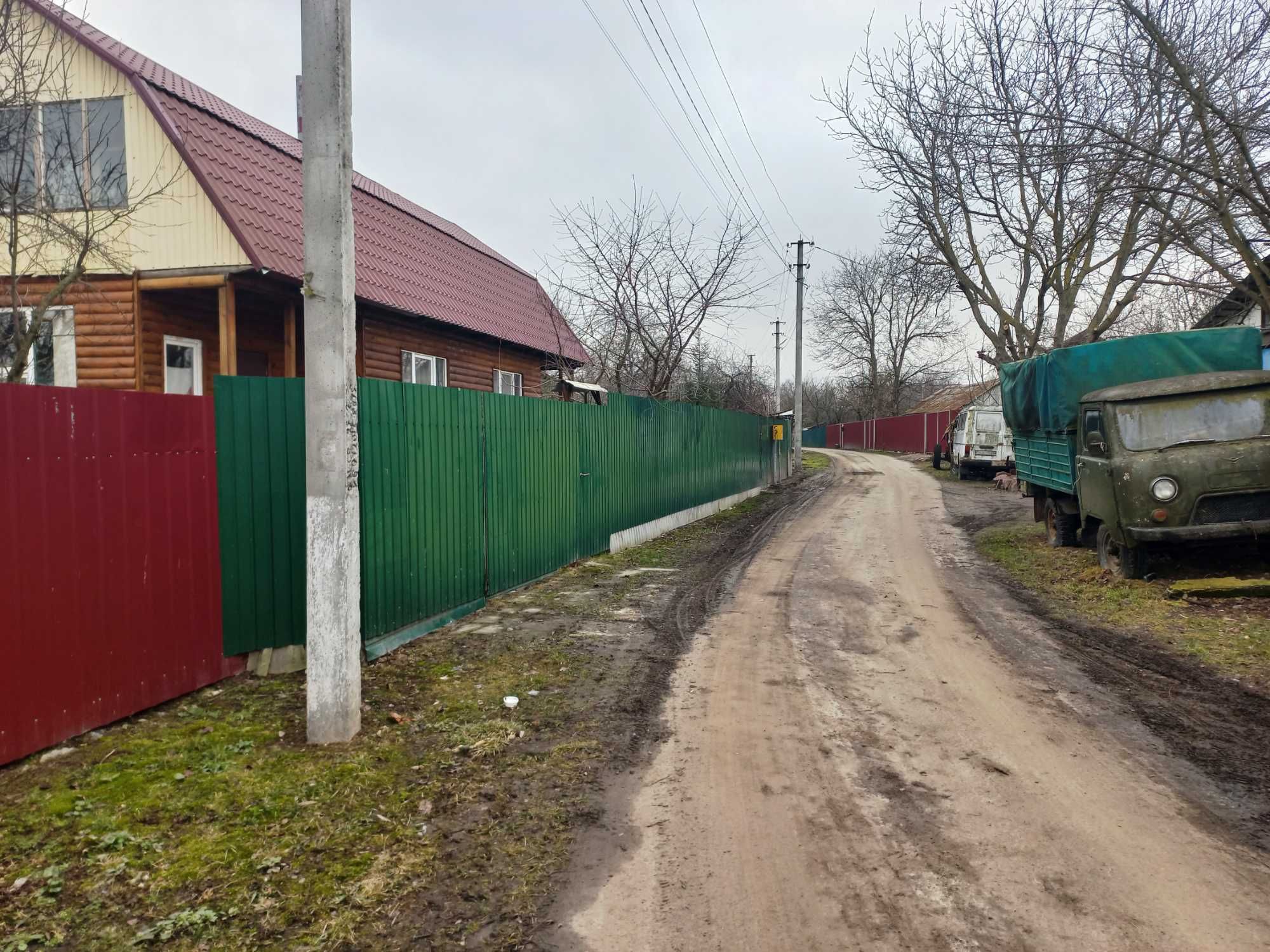 Дударків, 25 соток з великим фасадом та комунікаціями, асфальт