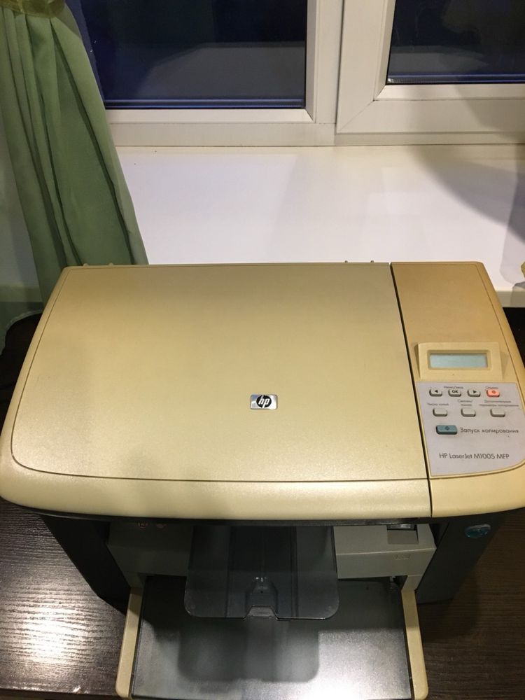 HP LaserJet M1005 принтер