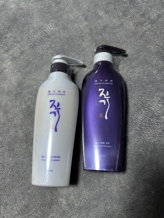 Набір Daeng gi meo ri, шампунь та кондиціонер по 300 мл