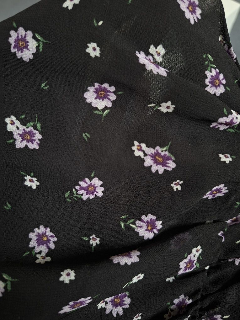 Bluzka koszulka crop top kwiatki