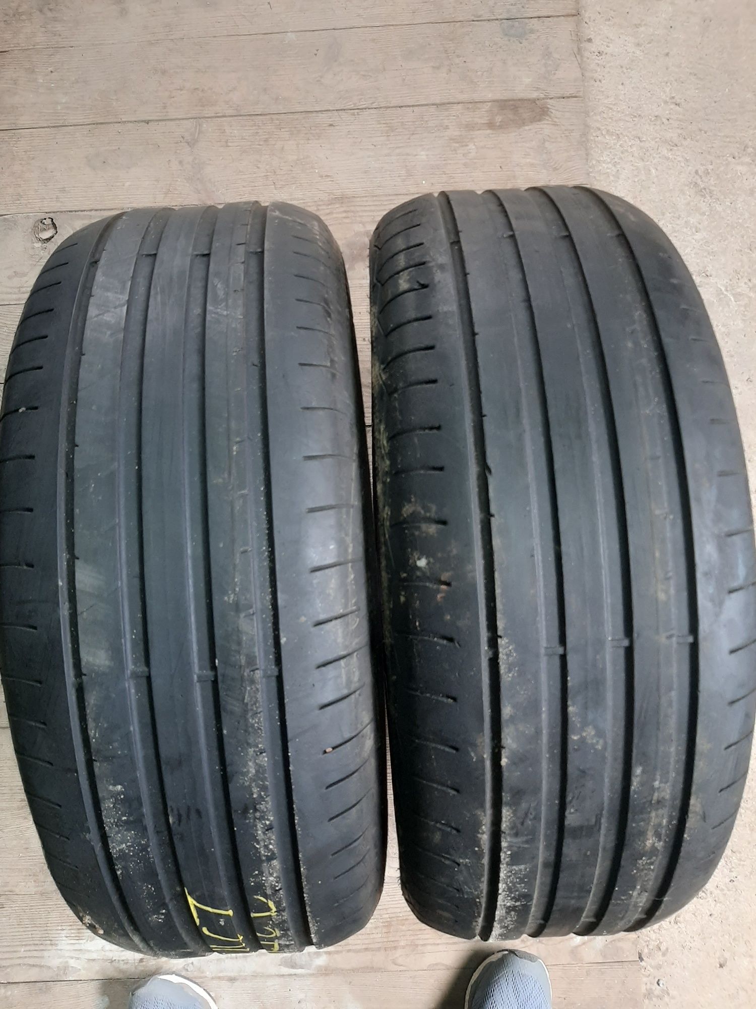 Шини Debica Presto UHP 2 235/55 R17 103W