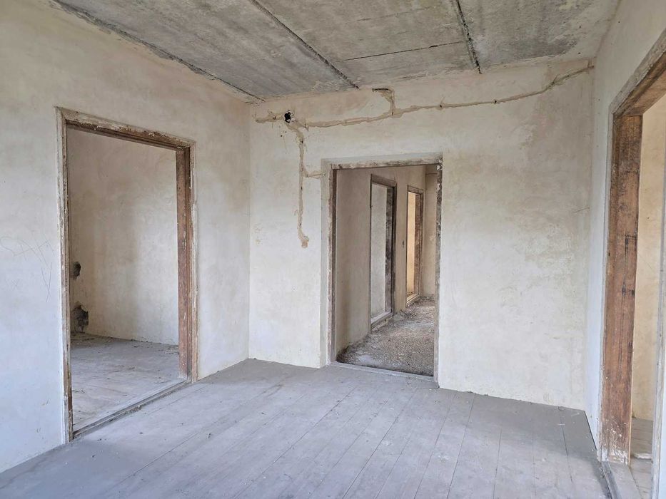 Будинок в с.Двірець + 67 соток землі. (22408512)