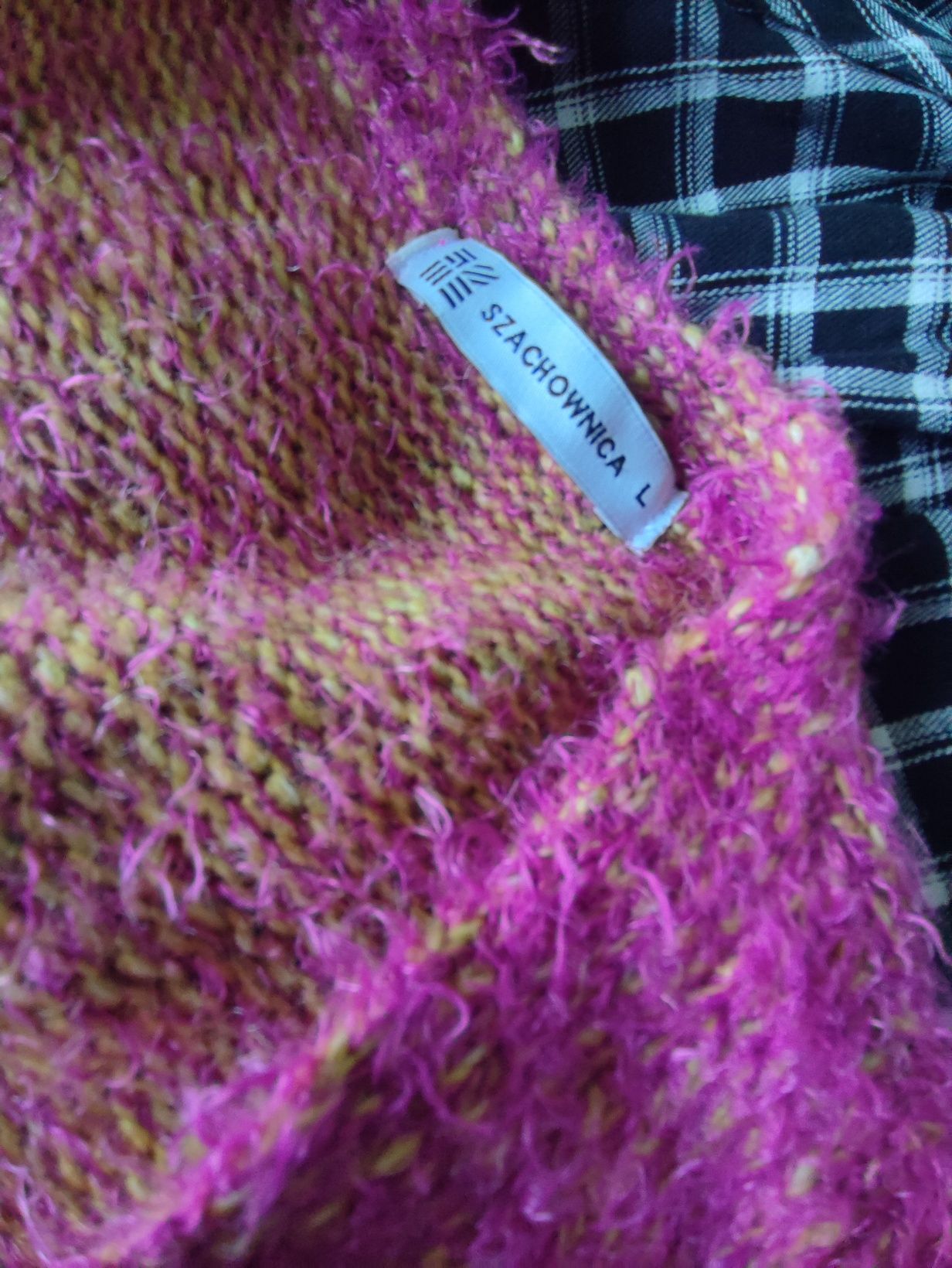 Sweter damski - fuksja