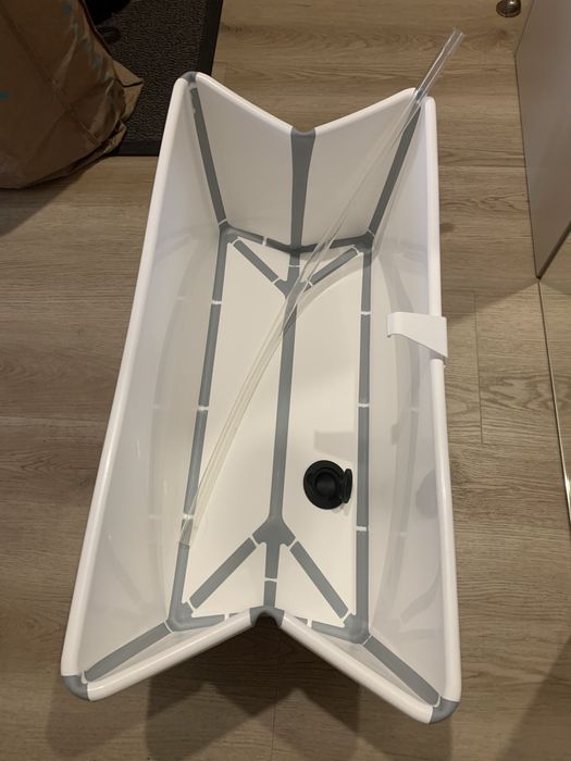 Wanienks stokke ze stojakiem i wkladka niemowleca