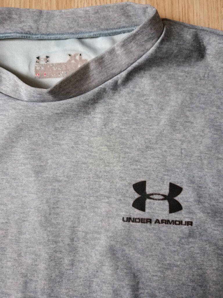 Under Armour кофта