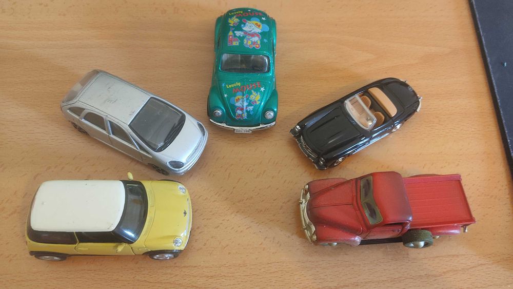 Conjunto miniaturas 1/43 6€ Cada