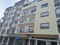 Apartamento T2, virado a sul, boa loc...